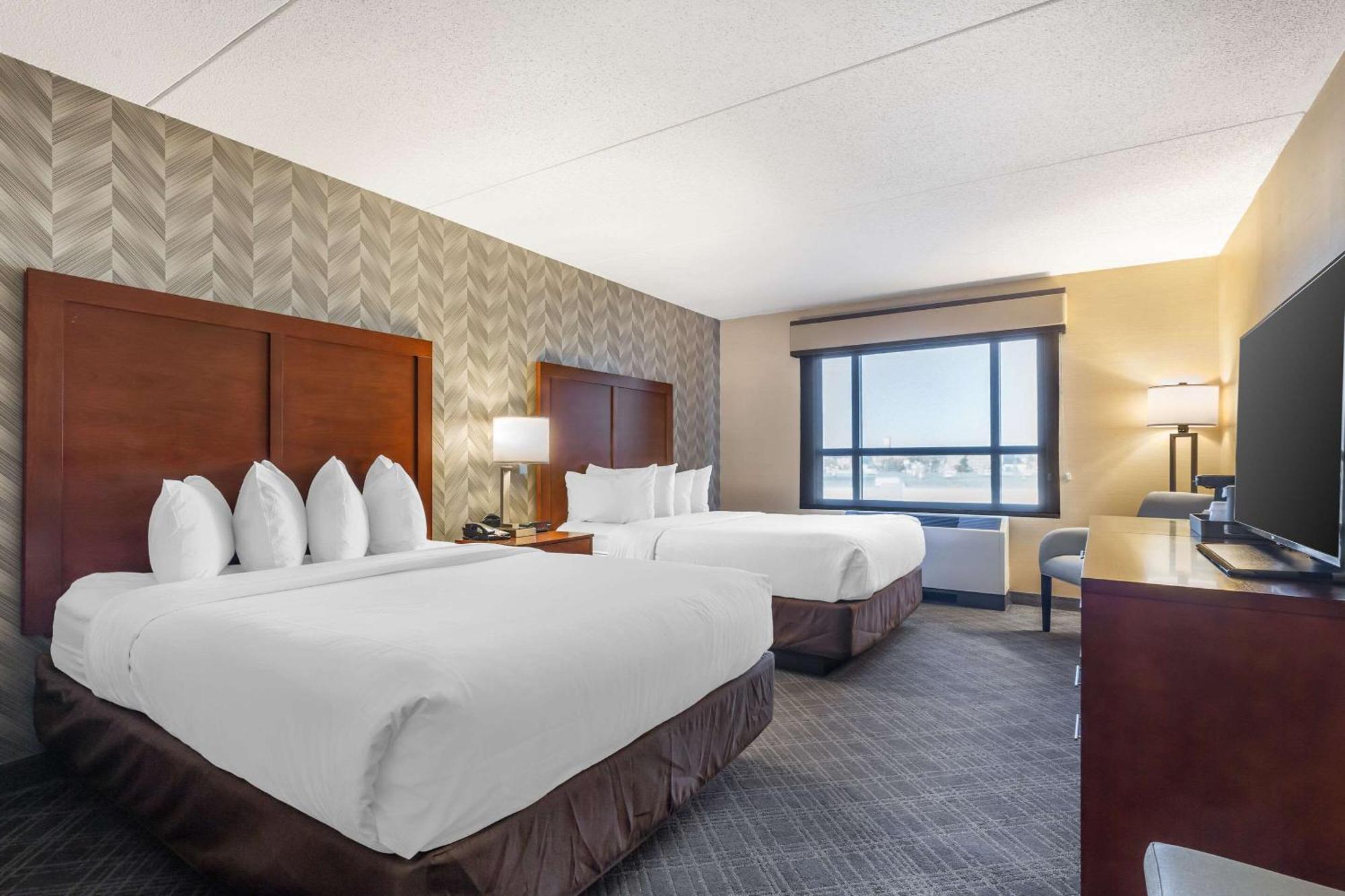 Comfort Inn & Suites Logan International Airport Revere Exteriör bild